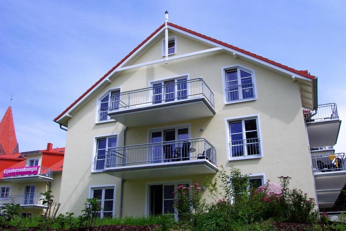 Ferienapartment Mit Balkon, Tiefgarage Und Nutzung V. Wellnessbereich Rerik