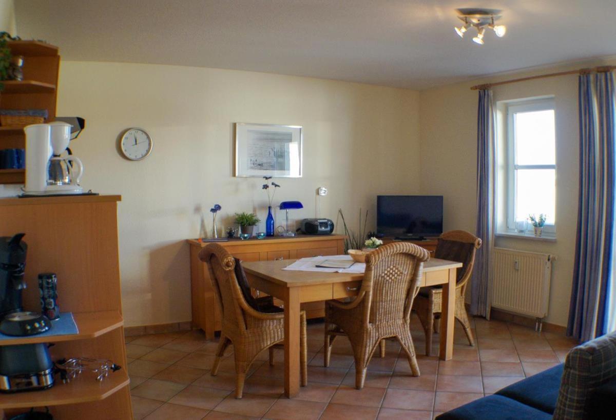 Feriehus Ferienapartment Mit Balkon, Tiefgarage Und Nutzung V. Wellnessbereich *